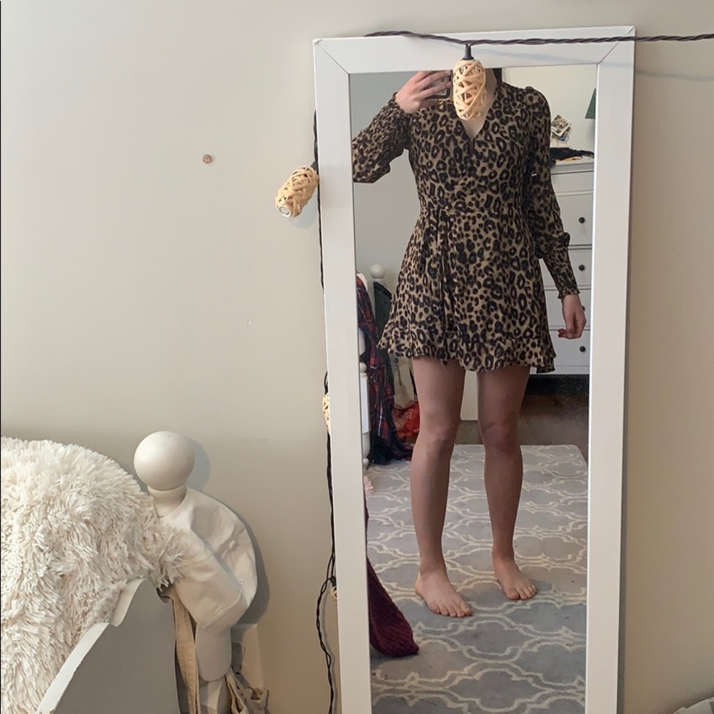 New with tags classy cheetah print dress